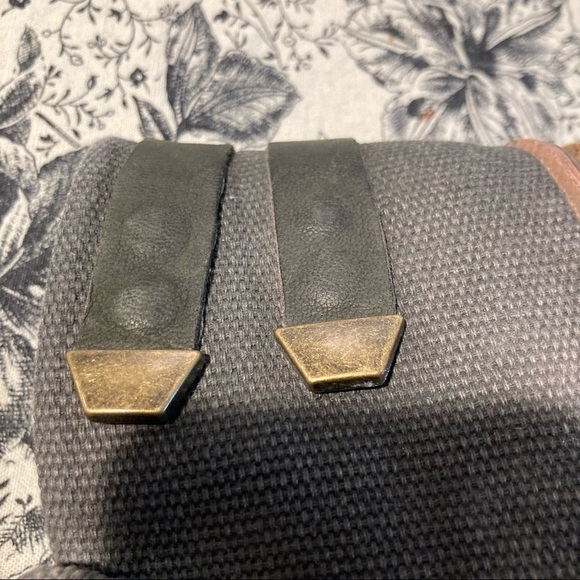 KENNETH COLE Reaction Sz 9 Fabric Leather 3.5” Stacked Heel Ankle  Booties - Picture 5 of 13